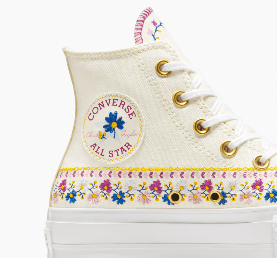 Chuck Taylor All Star Lift Embroidered Florals