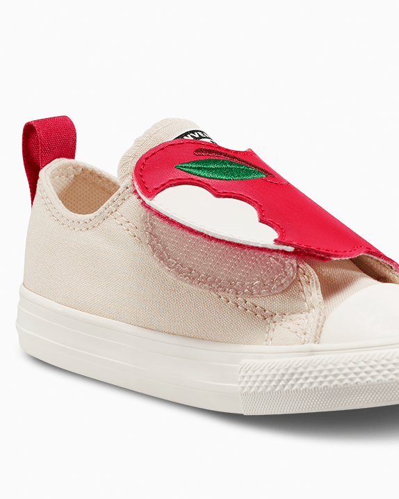 Chuck Taylor All Star One Strap