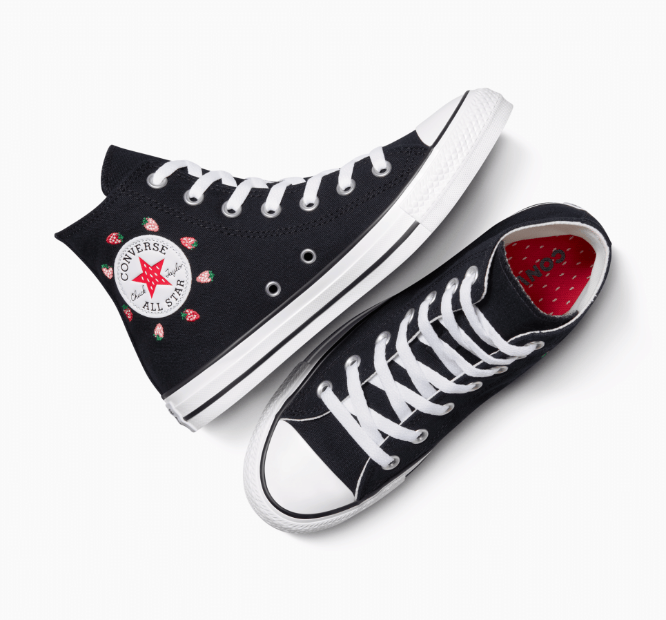 Chuck Taylor All Star Strawberries