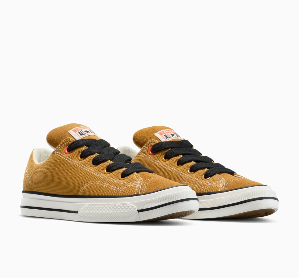 Chuck Taylor Puff