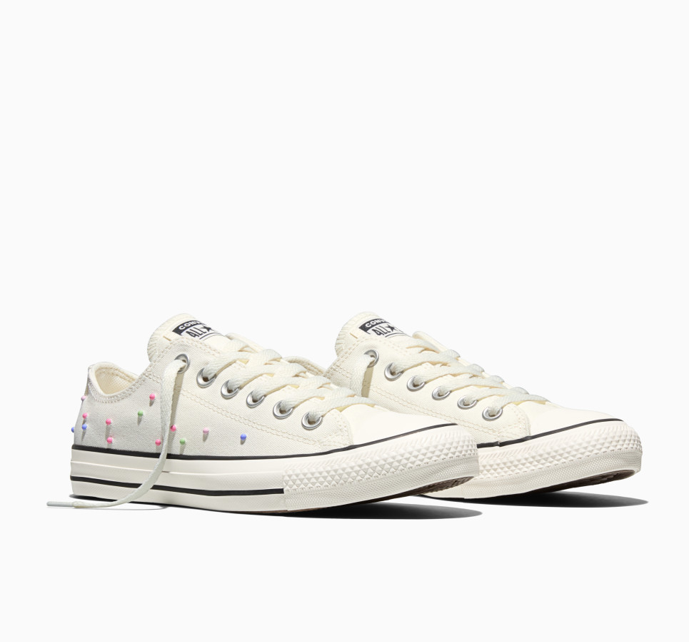 Chuck Taylor All Star Mini Studs