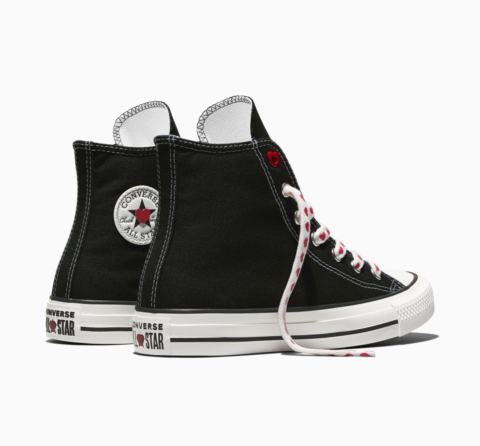Chuck Taylor All Star Hearts