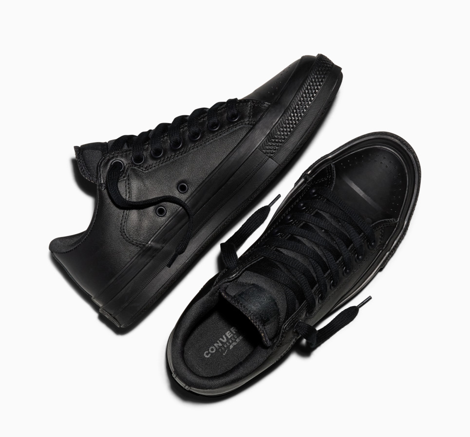 Chuck Taylor Pennant