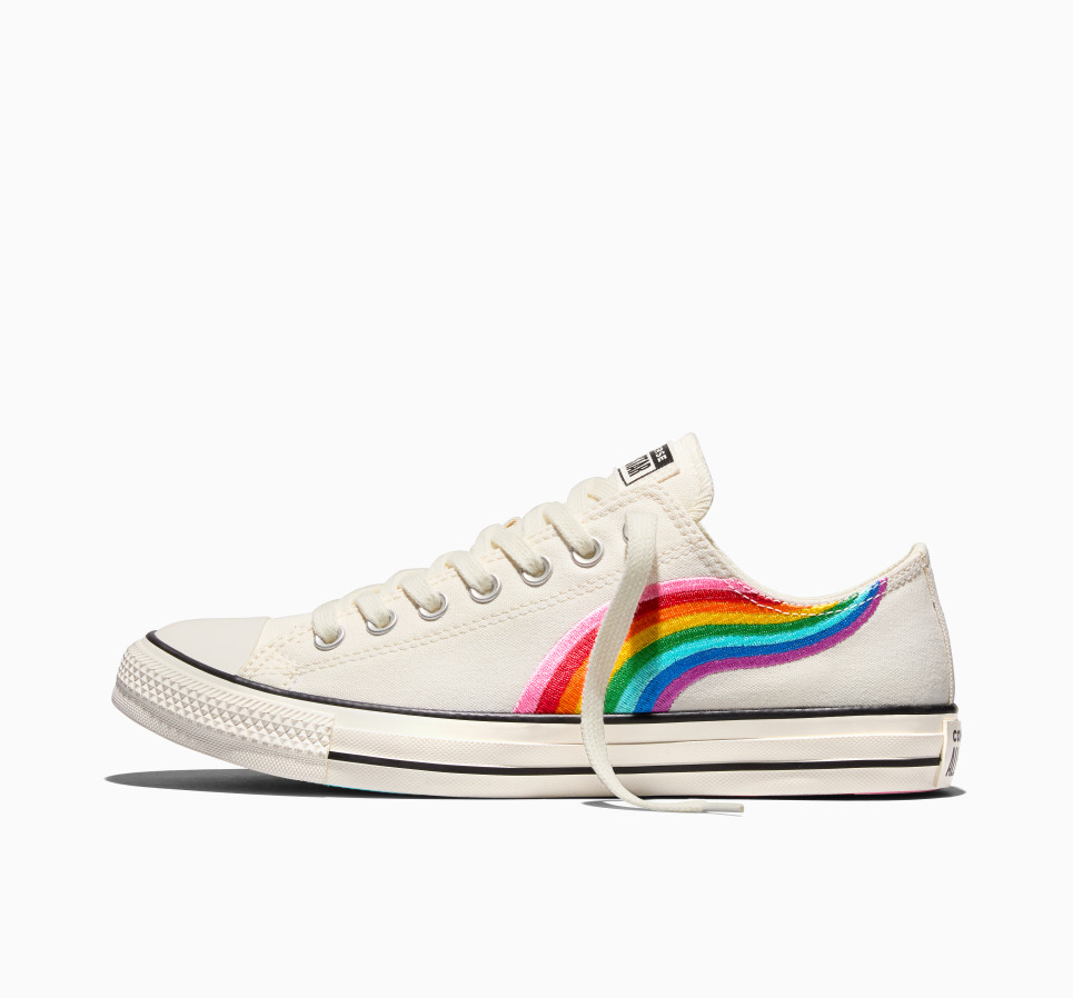 Chuck Taylor All Star Pride Wave