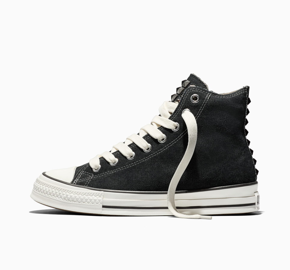 Chuck Taylor Throwback Distressed Studs