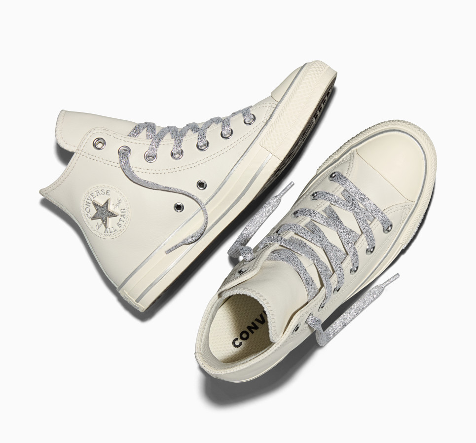 Chuck Taylor All Star Star Details
